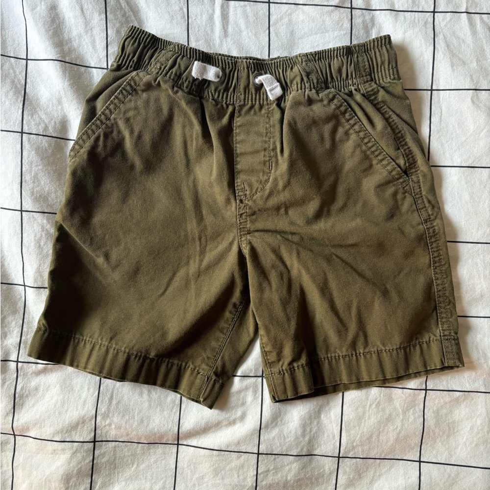 Hanna Andersson, boys size 110 /US 5, olive green shorts